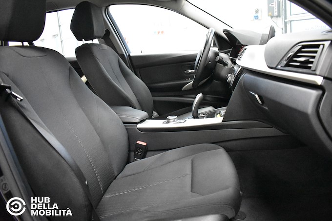 BMW 318d Touring Business Advantage aut.